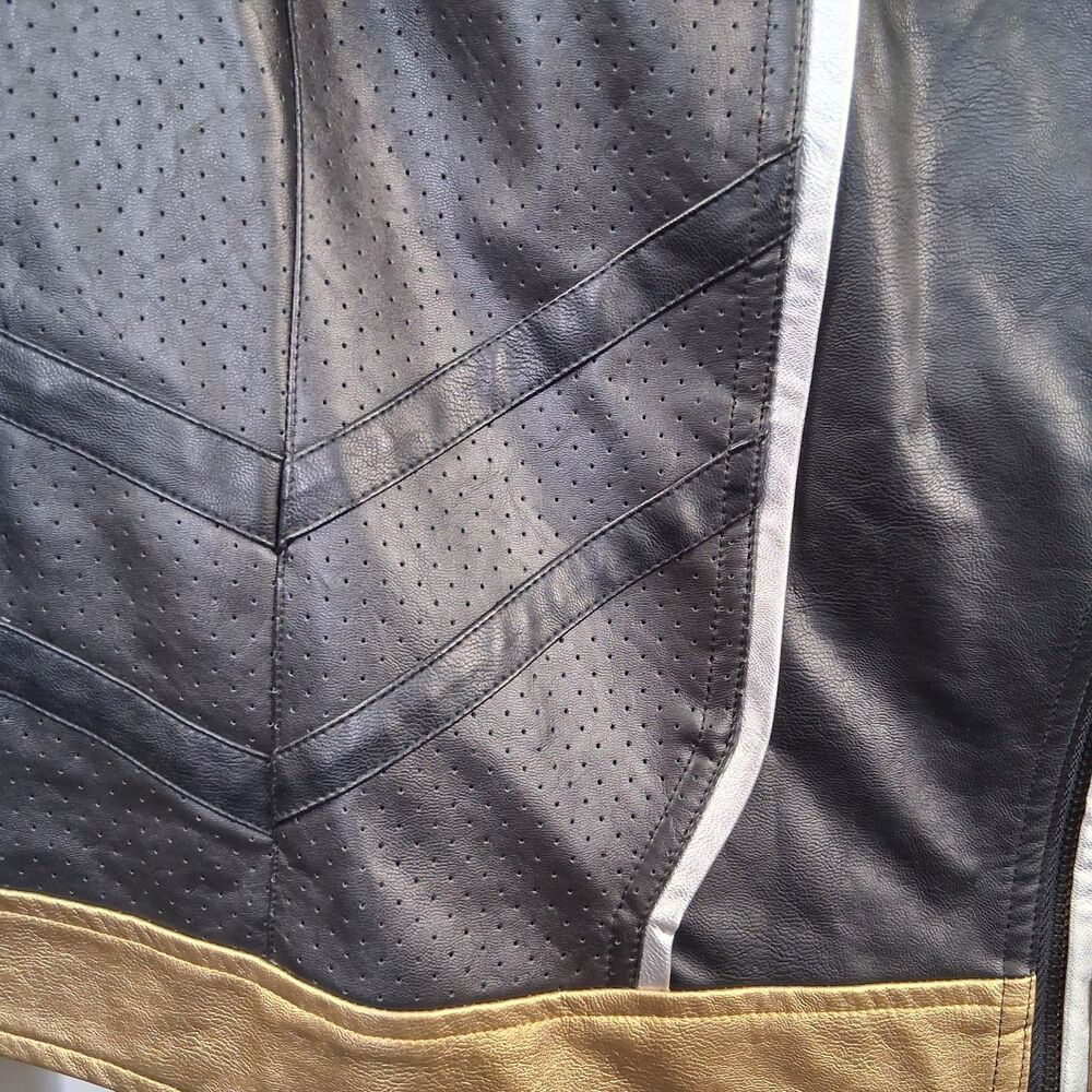 Marvel Black Widow Her Universe Moto Jacket Black Gold Faux Leather Ss L Junior - Picture 12 of 16
